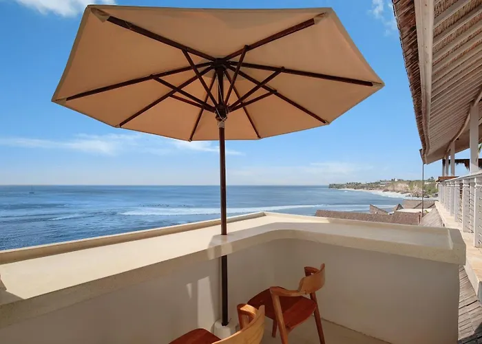 Meja Bingin 3* Uluwatu (Bali)