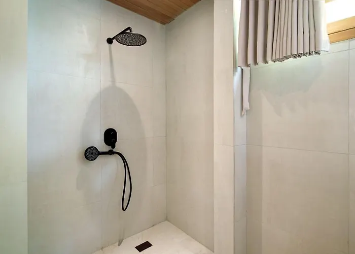 Guest house Meja Bingin 3*